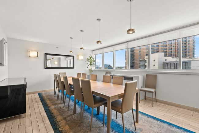 APT-2402 - 300 Bowie St, Condo with 3 bedrooms, 3 bathrooms and 2 parking in Austin TX | Image 36