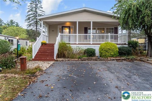 32 Derose St, WALNUTPORT, PA, 18088-9230 | Card Image