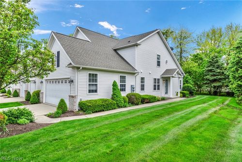 772 Wildberry Cir, Avon Lake, OH, 44012-5205 | Card Image