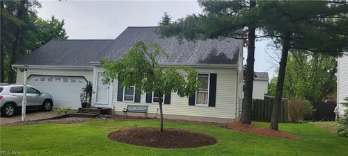 551 Carolyn Drive, Brunswick, OH, 44212 | Card Image