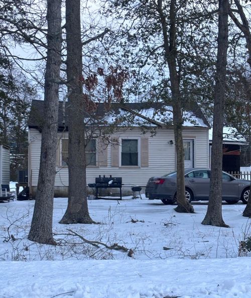 204 E Atlantic Avenue, Cape May Court House, NJ, 08210-2275 | Card Image