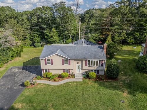 94 Cedar Rd, Holden, MA, 01520-1703 | Card Image
