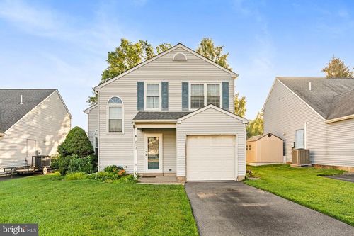 203 Country Side Ln, TELFORD, PA, 18969-1859 | Card Image