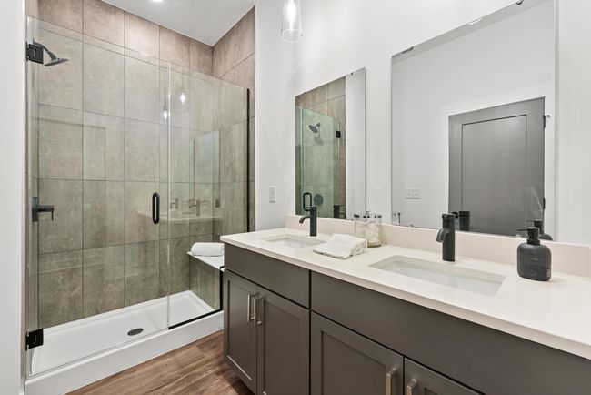 2nd Owner Suite - Bath | Image 27