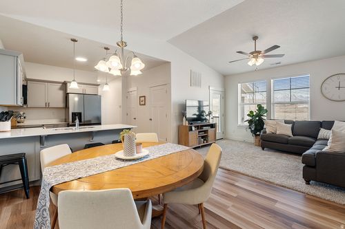 b302-1787 N Festive Way, Saratoga Springs, UT, 84045-4938 | Card Image