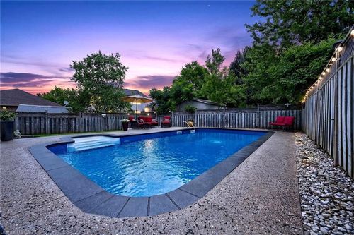 51 Cabriolet Cres, Ancaster, ON, L9K1K5 | Card Image