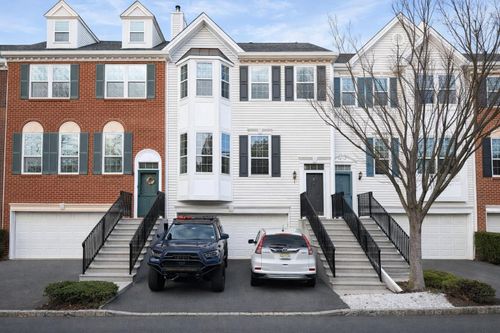 5 Hemlock St, Jersey City, NJ, 07305-4848 | Card Image