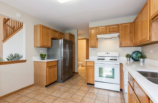139 Millers Xing, Townhouse with 2 bedrooms, 3 bathrooms and 2 parking in Itasca IL | Image 9