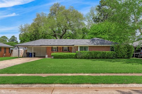 174 Lynn Ave, Shreveport, LA, 71105-3537 | Card Image