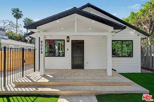 9028 Keith Ave, West Hollywood, CA, 90069-5523 | Card Image