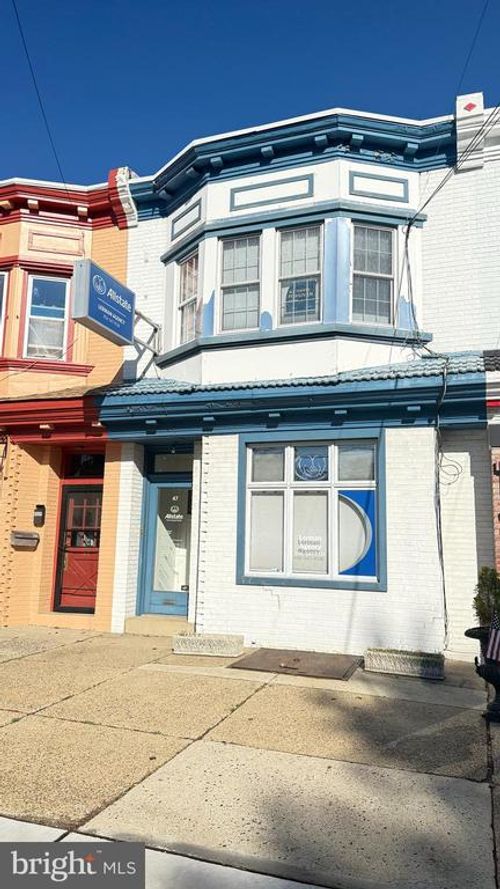 47 E Kings Hwy, Audubon, NJ, 08106-1216 | Card Image