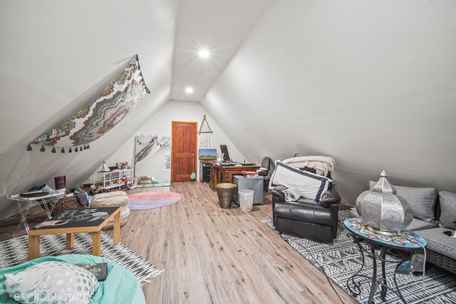 8660 W 130 Th St, House other with 3 bedrooms, 2 bathrooms and 2 parking in Palos Park IL | Image 8