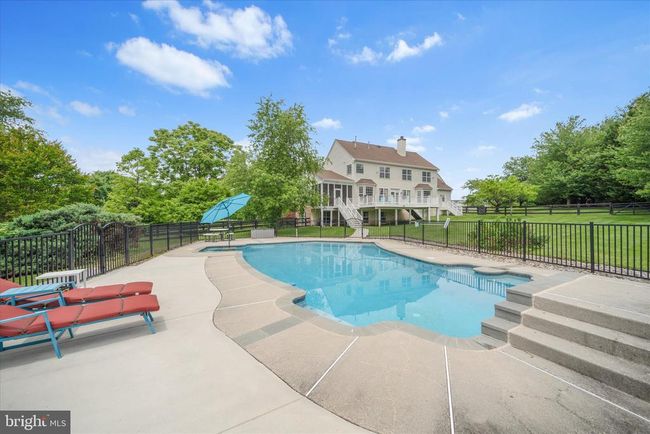 17760 Julie Ann Ct, House other with 4 bedrooms, 4 bathrooms and null parking in HAMILTON VA | Image 61