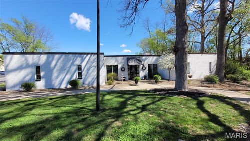 3960 Mexico Rd, SAINT PETERS, MO, 63376-6402 | Card Image