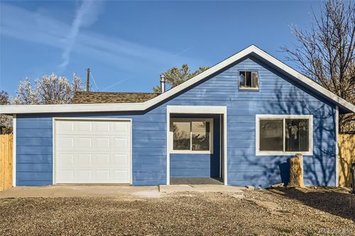 530 Hickory St, Hudson, CO, 80642-2117 | Card Image