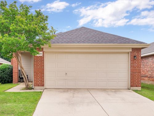 11828 Cottontail Dr, Fort Worth, TX, 76244-7127 | Card Image