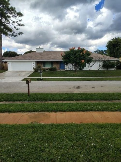 4811 Dorchester Mews, Haverhill, FL, 33415-1336 | Card Image