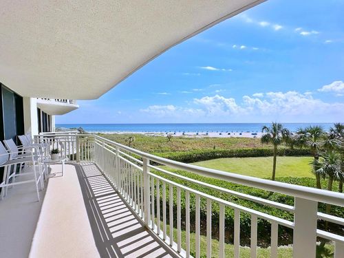 4-d-3000 N Ocean Dr, Riviera Beach, FL, 33404-3268 | Card Image