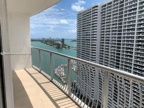 apt-2806-1750 N Bayshore Dr, Miami, FL, 33132-3210 | Card Image