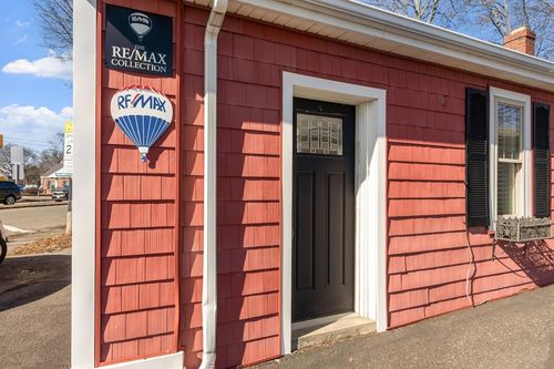 782 Salem St, Lynnfield, MA, 01940-2326 | Card Image