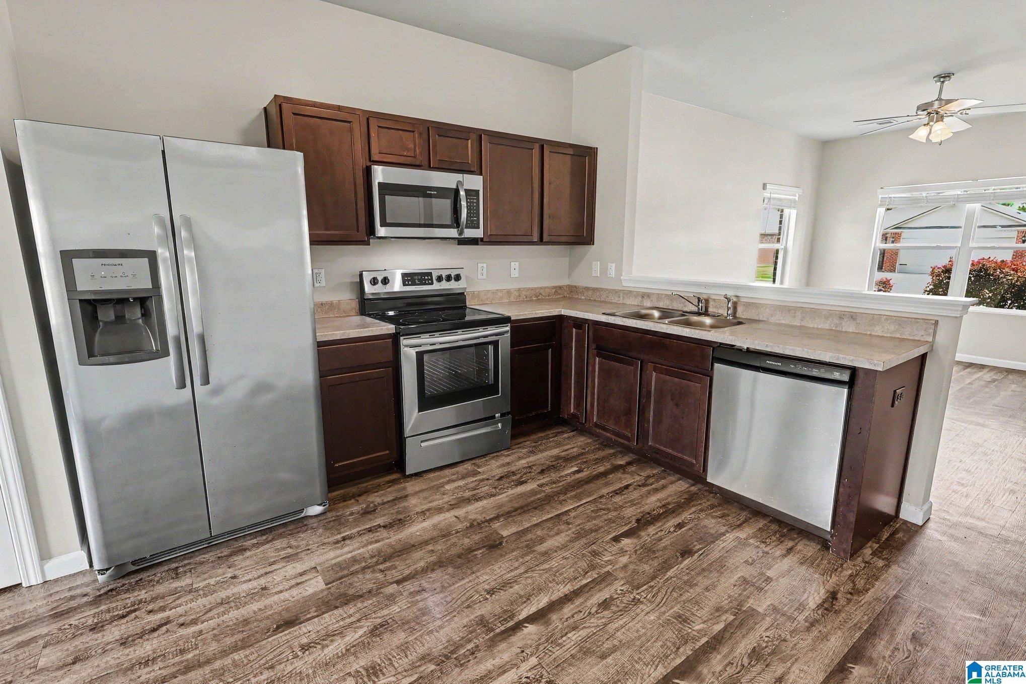 Residential in CALERA 5