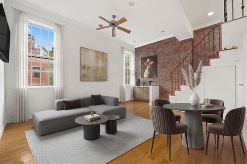 4a-100 W 15th St, New York, NY, 10011-6703 | Card Image
