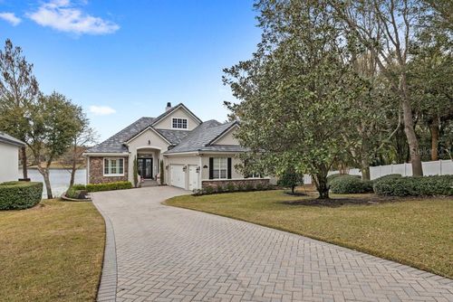 527 W Blue Water Edge Dr, EUSTIS, FL, 32736-2255 | Card Image