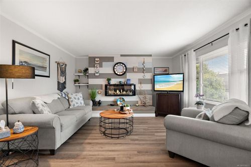 4-961 Trunk Rd, Duncan, BC, V9L2R9 | Card Image