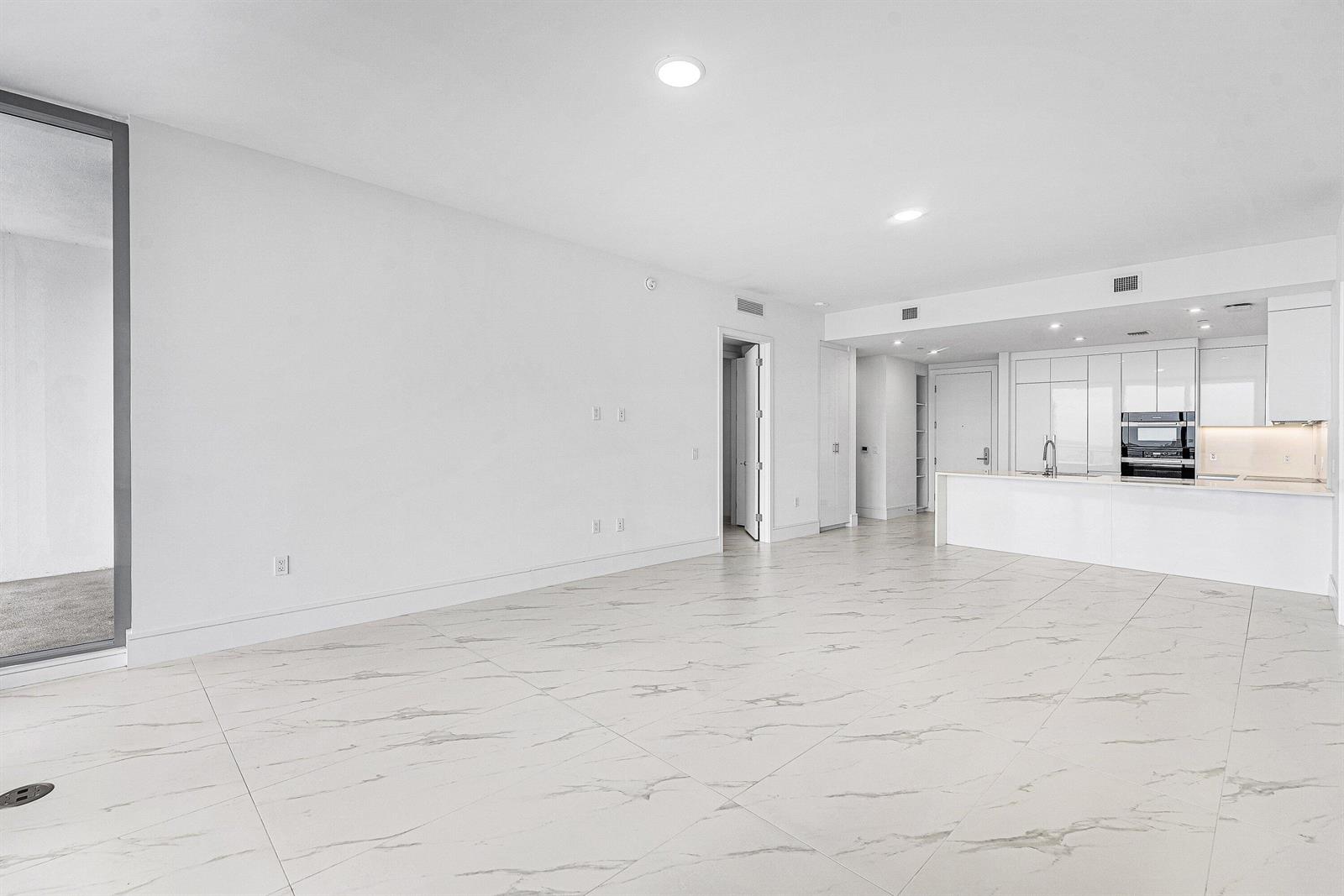 Residential in Lake Park 4