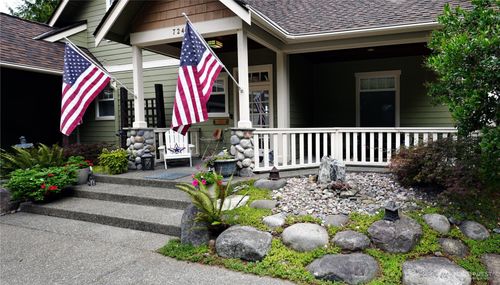 7240 Holmes Island Rd Se, Olympia, WA, 98503-3438 | Card Image