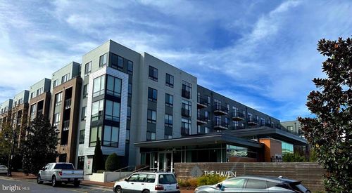 unit-403-145 Riverhaven Dr, OXON HILL, MD, 20745-1065 | Card Image