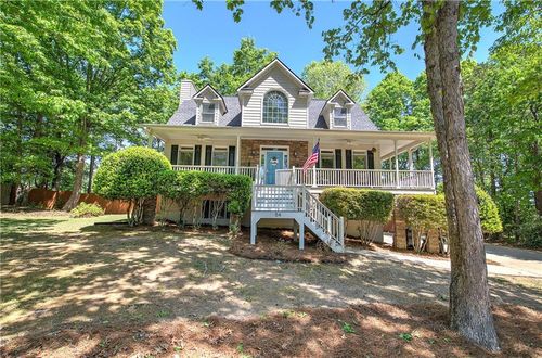 54 Bucky St, Euharlee, GA, 30145-2870 | Card Image