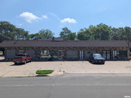 2422 N North St, Peoria, IL, 61604-3537 | Card Image