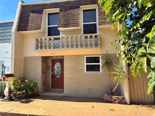 13514 Ne 23rd Pl, North Miami, FL, 33181-1849 | Card Image