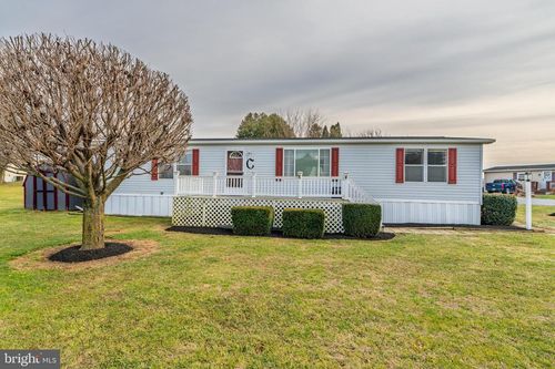 4 Hearth Dr, EAST EARL, PA, 17519-9260 | Card Image