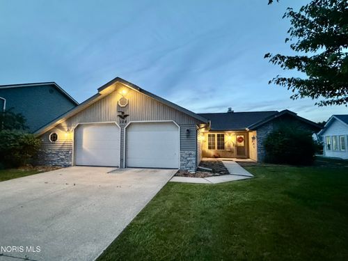 108 Laurie Dr, Bryan, OH, 43506-8898 | Card Image