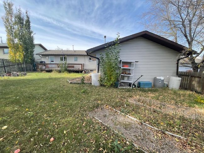 5209 49 Street, House other with 4 bedrooms, 2 bathrooms and 4 parking in Kitscoty AB | Image 35
