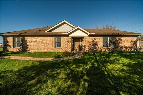 1501 Rockleigh Rd, Centerville, OH, 45458-6037 | Card Image