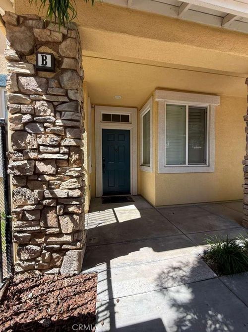 b-2931 Esperanza, Simi Valley, CA, 93063 | Card Image