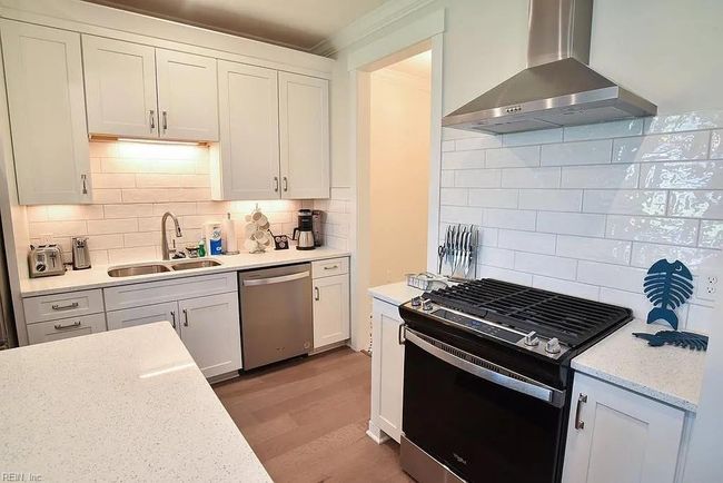 812 Turnberry Arch, House attached with 3 bedrooms, 3 bathrooms and null parking in Cape Charles VA | Image 4