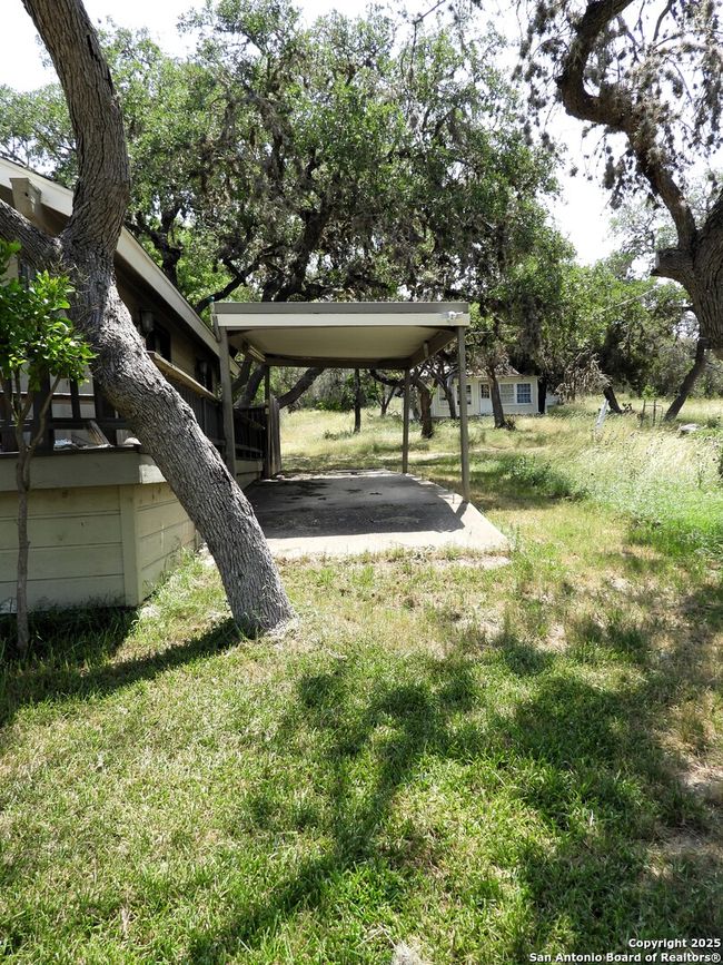 3078 Goat Hill Rd, House other with 4 bedrooms, 4 bathrooms and null parking in Lakehills TX | Image 54