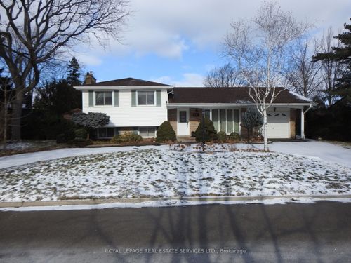 289 Sunset Dr, Oakville, ON, L6L3M5 | Card Image