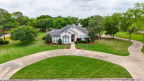 1212 W North St, Louise, TX, 77455 | Card Image