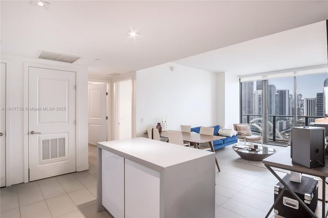 APT-3008 - 1600 Ne 1 St Ave, Condo with 2 bedrooms, 2 bathrooms and null parking in Miami FL | Image 6