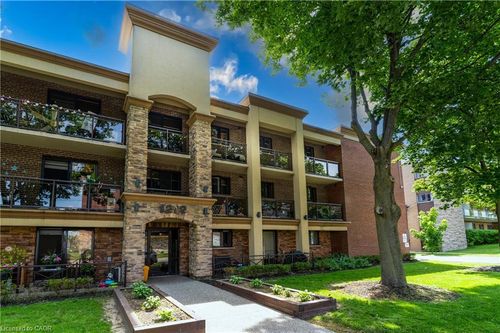 304-1212 Fennell Ave E, Hamilton, ON, L8T1T2 | Card Image