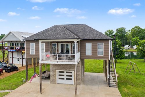 175 Ellen Ln, Decaturville, TN, 38329-5525 | Card Image