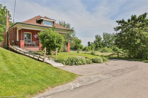 5 Cloverdale Ave, Brantford, ON, N3R3X7 | Card Image