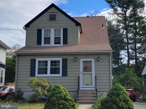 124 Crestmont Ter, COLLINGSWOOD, NJ, 08108-1302 | Card Image