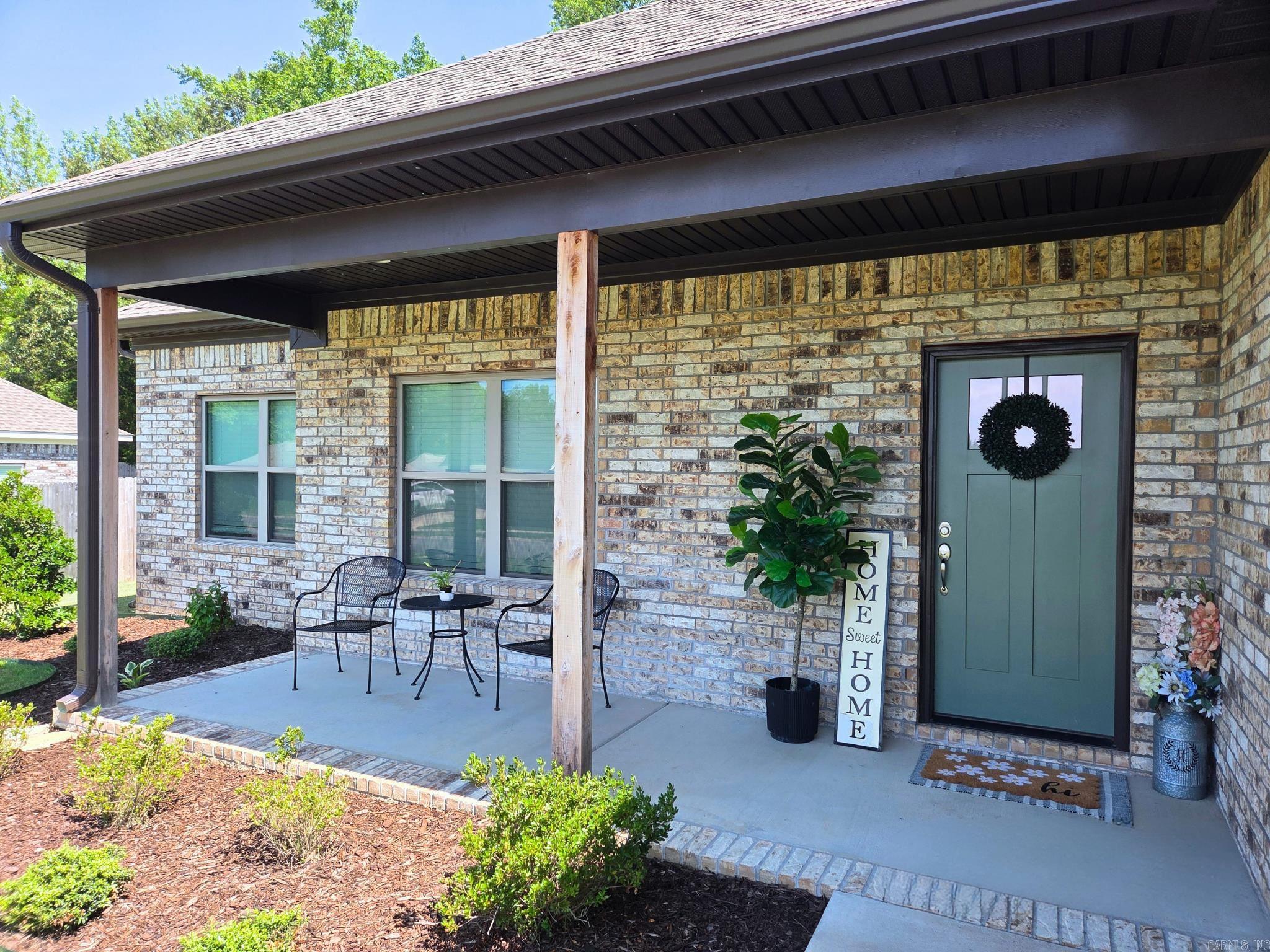 Residential in Greenbrier