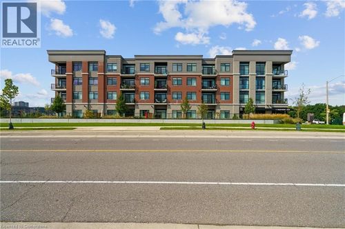 127-1 Redfern Ave, Hamilton, ON, L9C0E6 | Card Image